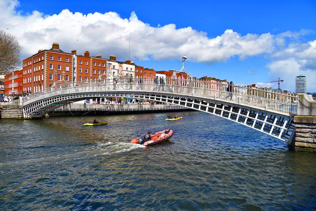 Ha'penny Bridge, Dublin